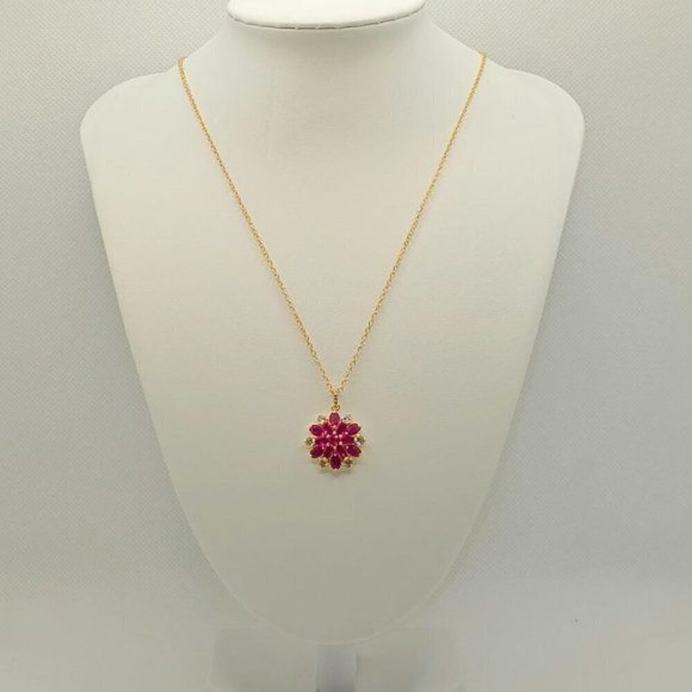 Ruby Red and Clearβ Crystal Flower Pendant Necklace (NWOT)
